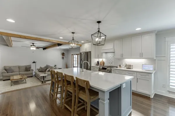 $795,000 | 5435 Shadburn Ferry Road, Buford, GA 30518