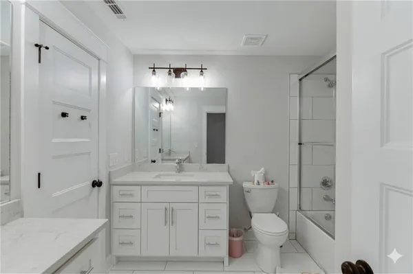 $795,000 | 5435 Shadburn Ferry Road, Buford, GA 30518