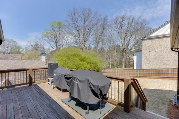 $795,000 | 5435 Shadburn Ferry Road, Buford, GA 30518