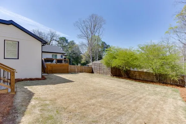 $795,000 | 5435 Shadburn Ferry Road, Buford, GA 30518