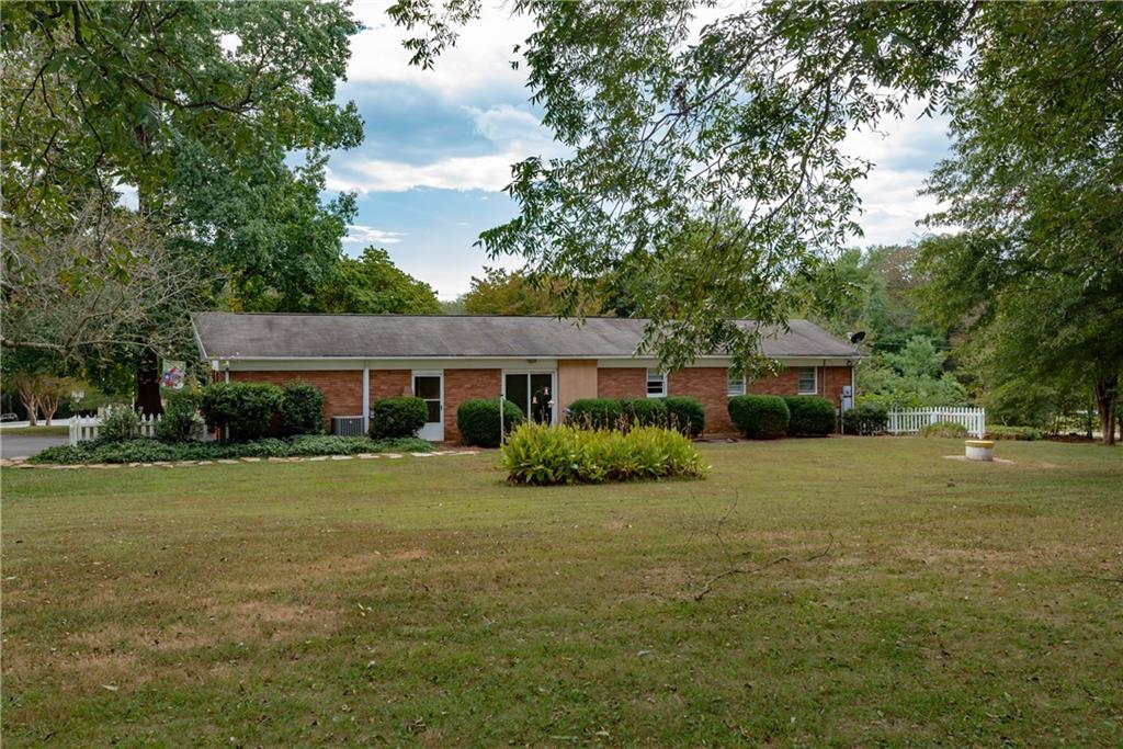 1520 Miller Street Conover, NC 28613 - Photo 3 of 21 Gallery Image 3