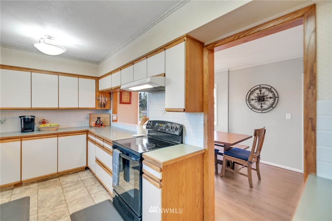 4294 Jim Smith Road Wenatchee, WA 98801 - Photo 8 of 36 Gallery Image 8