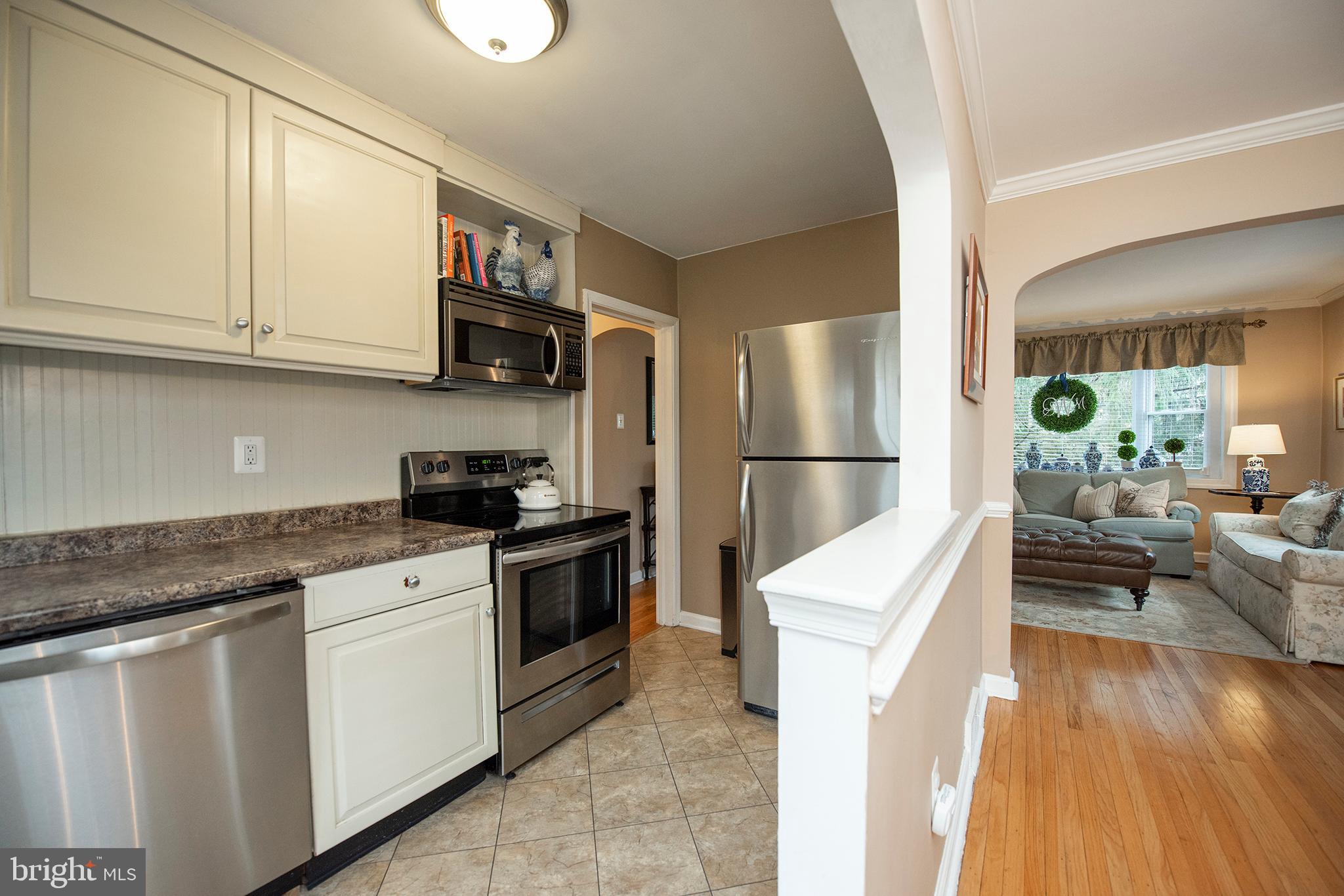 381 Old Eagle School Road Wayne, PA 19087 - Photo 7 of 22 Kitchen