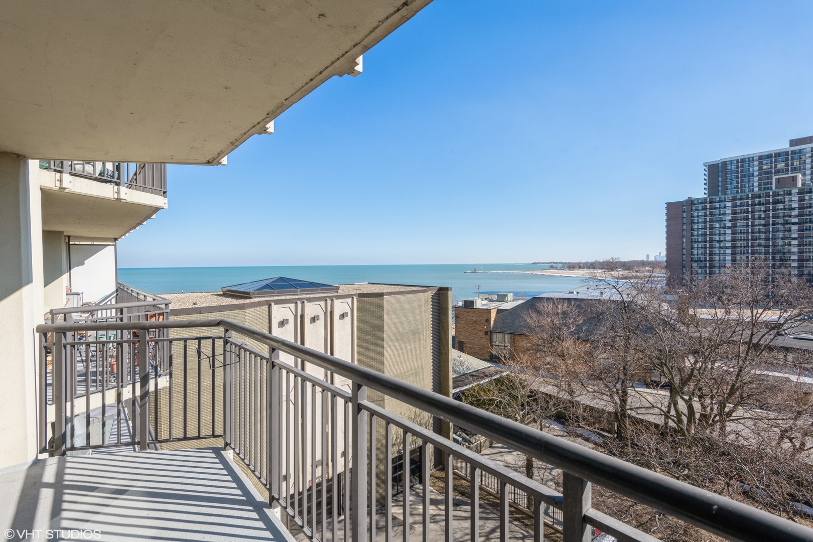 6007 North Sheridan Road, Unit 5J Chicago, IL 60660 - Photo 7 of 27