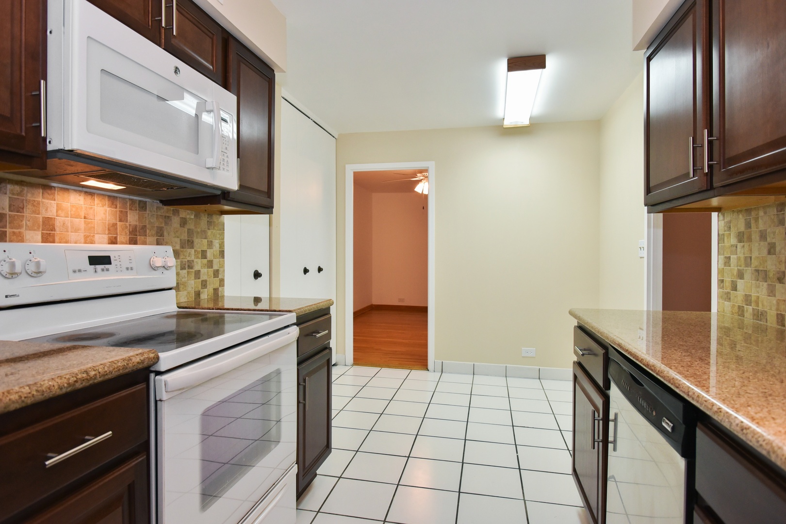 6007 North Sheridan Road, Unit 5J Chicago, IL 60660 - Photo 10 of 27