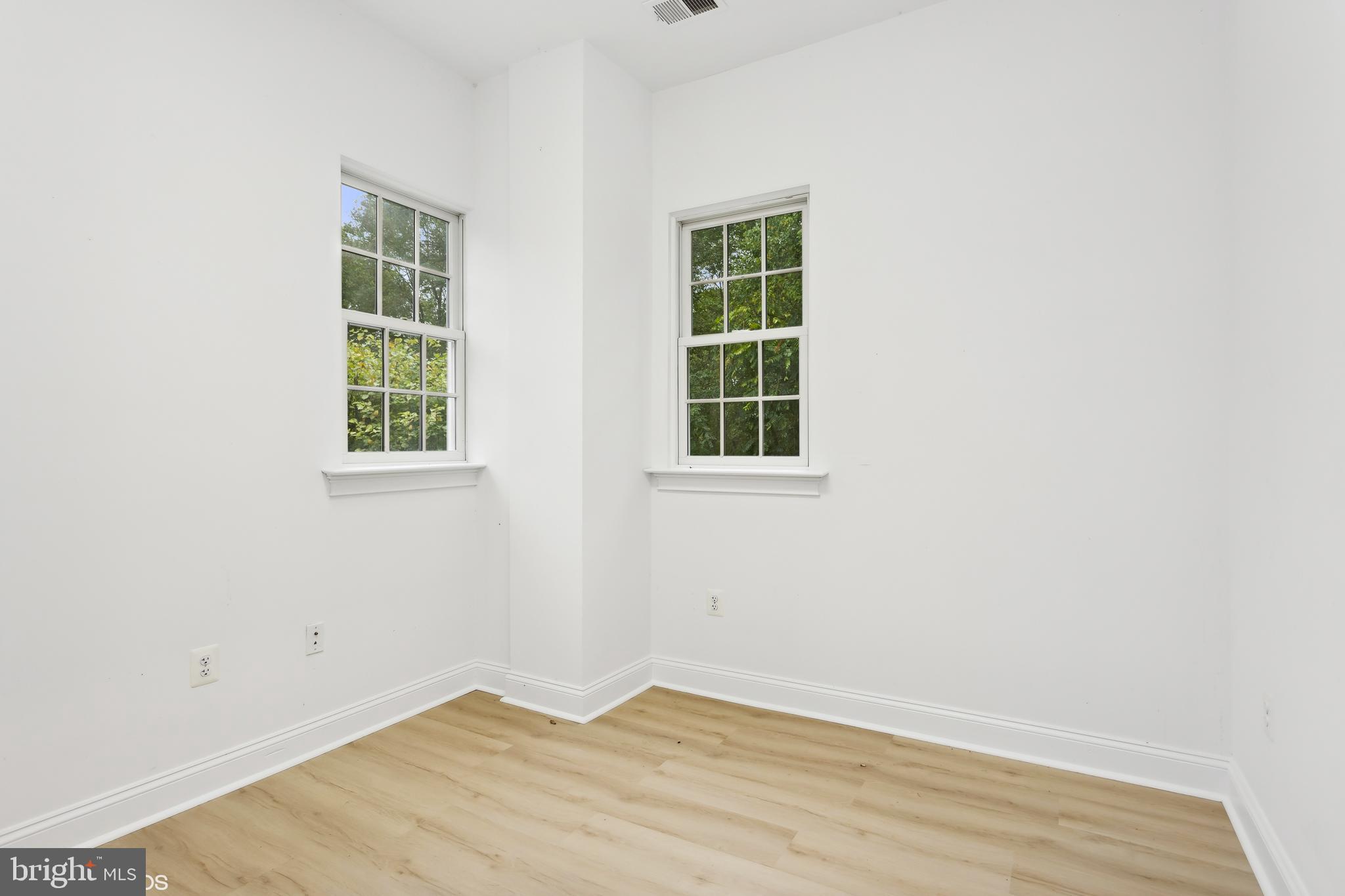 818 Hoods Mill Road Cooksville, MD 21723 - Photo 98 of 108 an empty room with a window