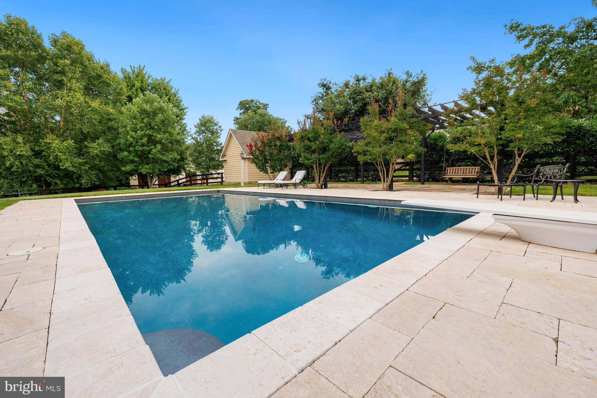 16017 Hampton Road Hamilton, VA 20158 - Photo 26 of 89 Tour Photo #9