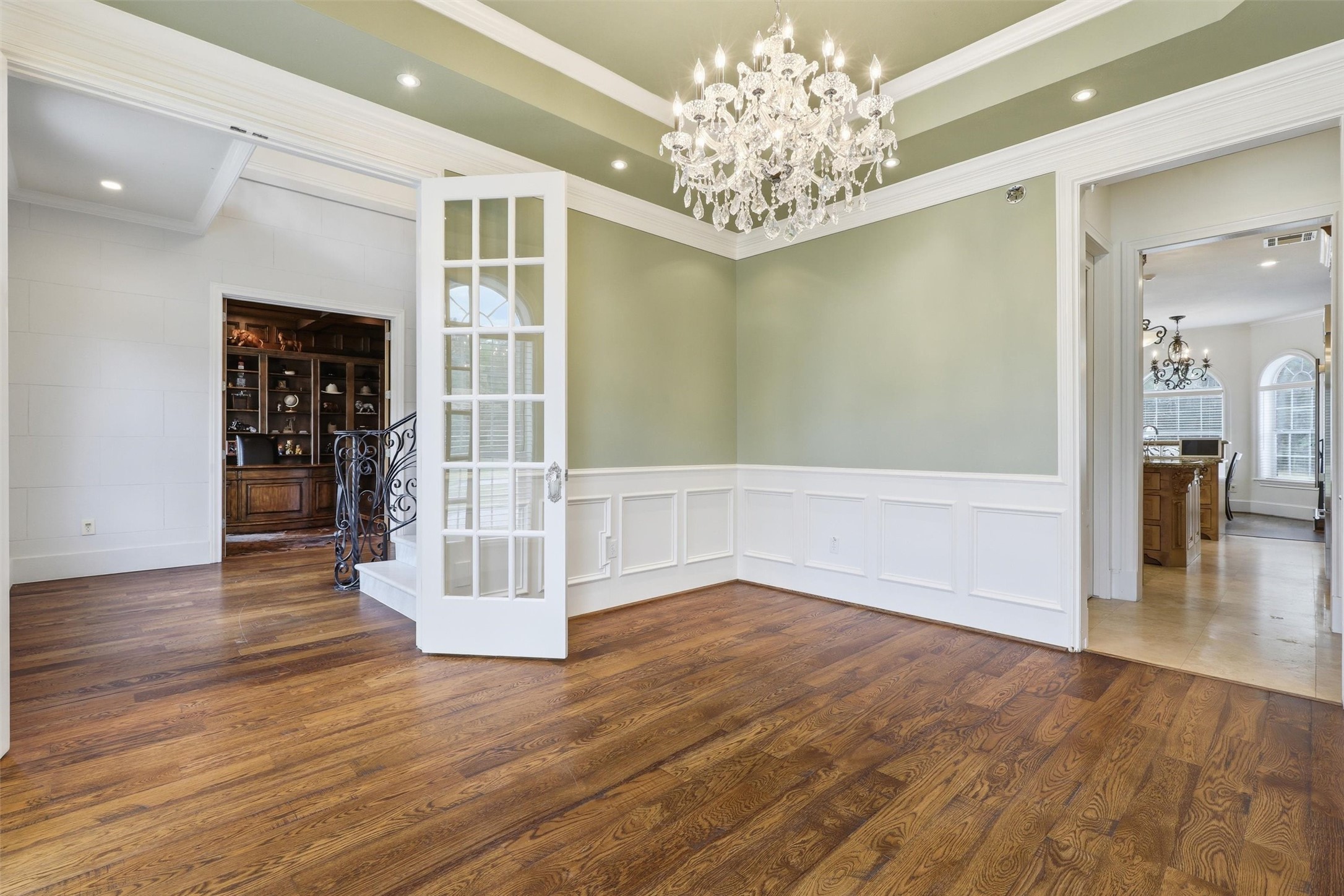 8582 Highway 75 Huntsville, TX 77340 - Photo 17 of 50