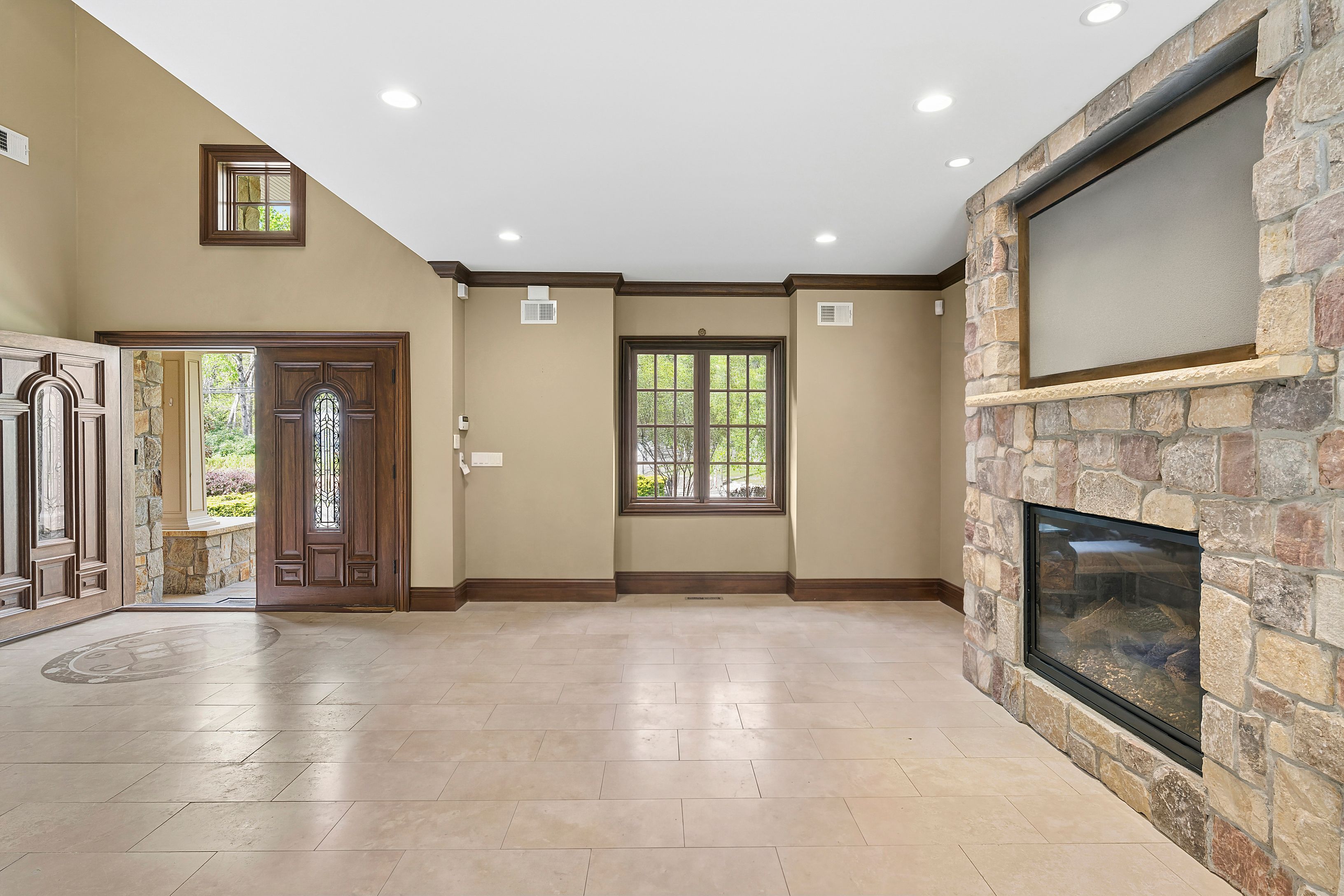 2015 Kenneys Road Southold, NY 11971 - Photo 5 of 21