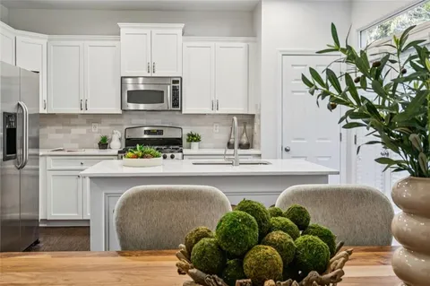 $535,000 | 738 Province Place Southeast, Atlanta, GA 30312