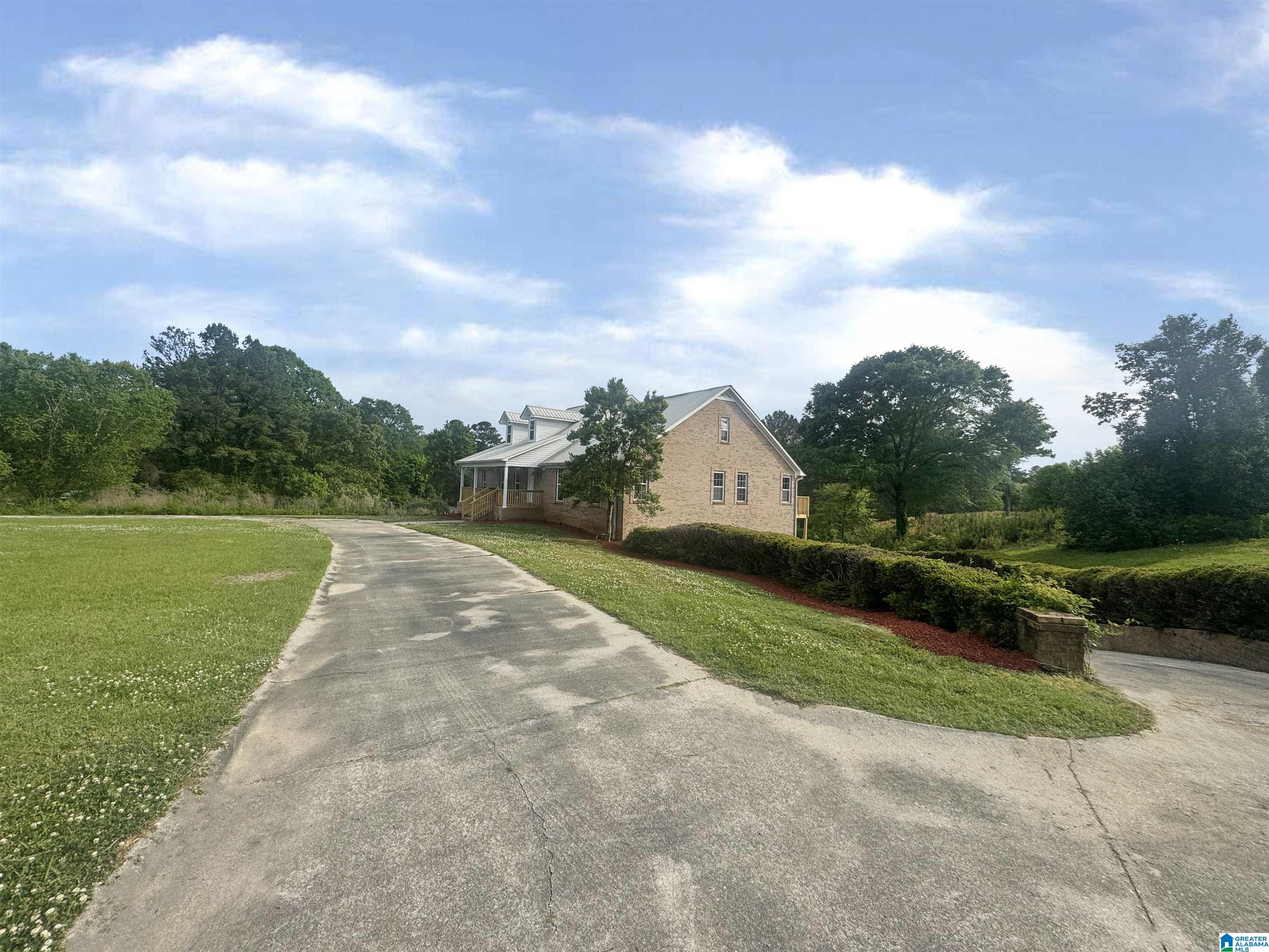 1914 Loop Road Moody, AL 35004 - Photo 3 of 46