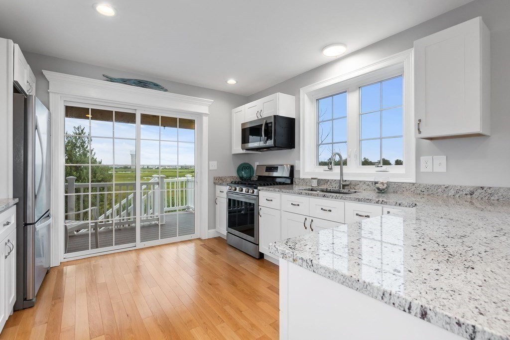 45 Old County Road, Unit 3 Salisbury, MA 01952 - Photo 8 of 42 Gallery Image 8