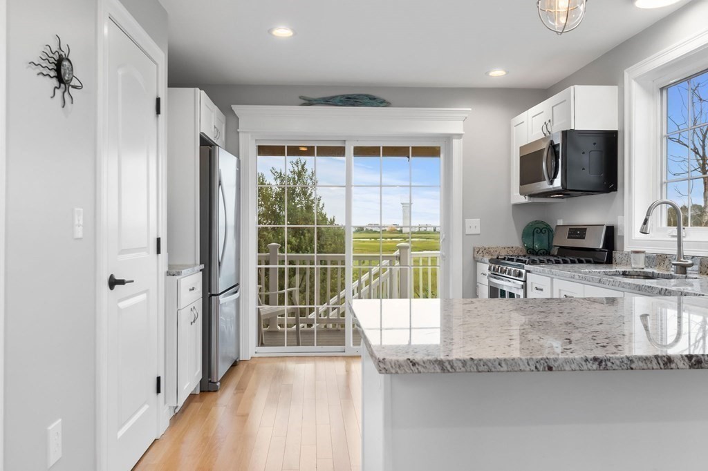 45 Old County Road, Unit 3 Salisbury, MA 01952 - Photo 9 of 42 Gallery Image 9
