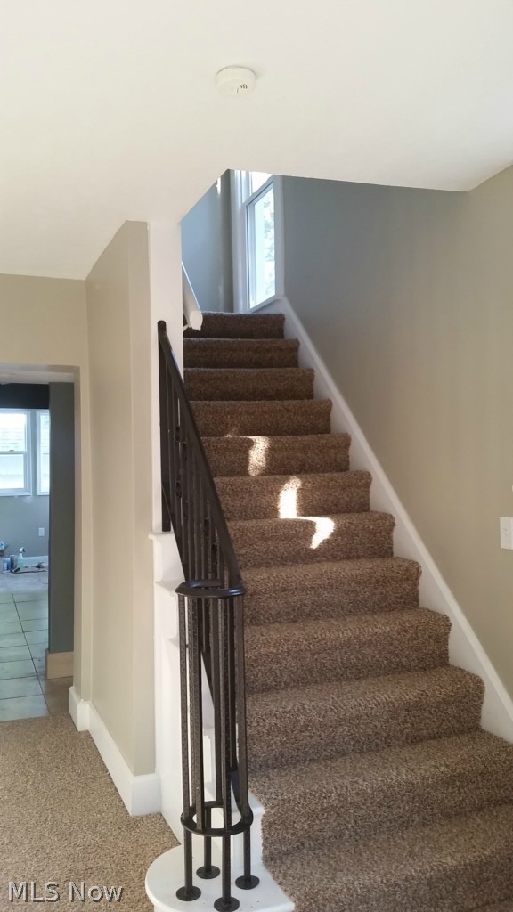 844 Phillips Road Northeast Massillon, OH 44646 - Photo 4 of 21 Gallery Image 4