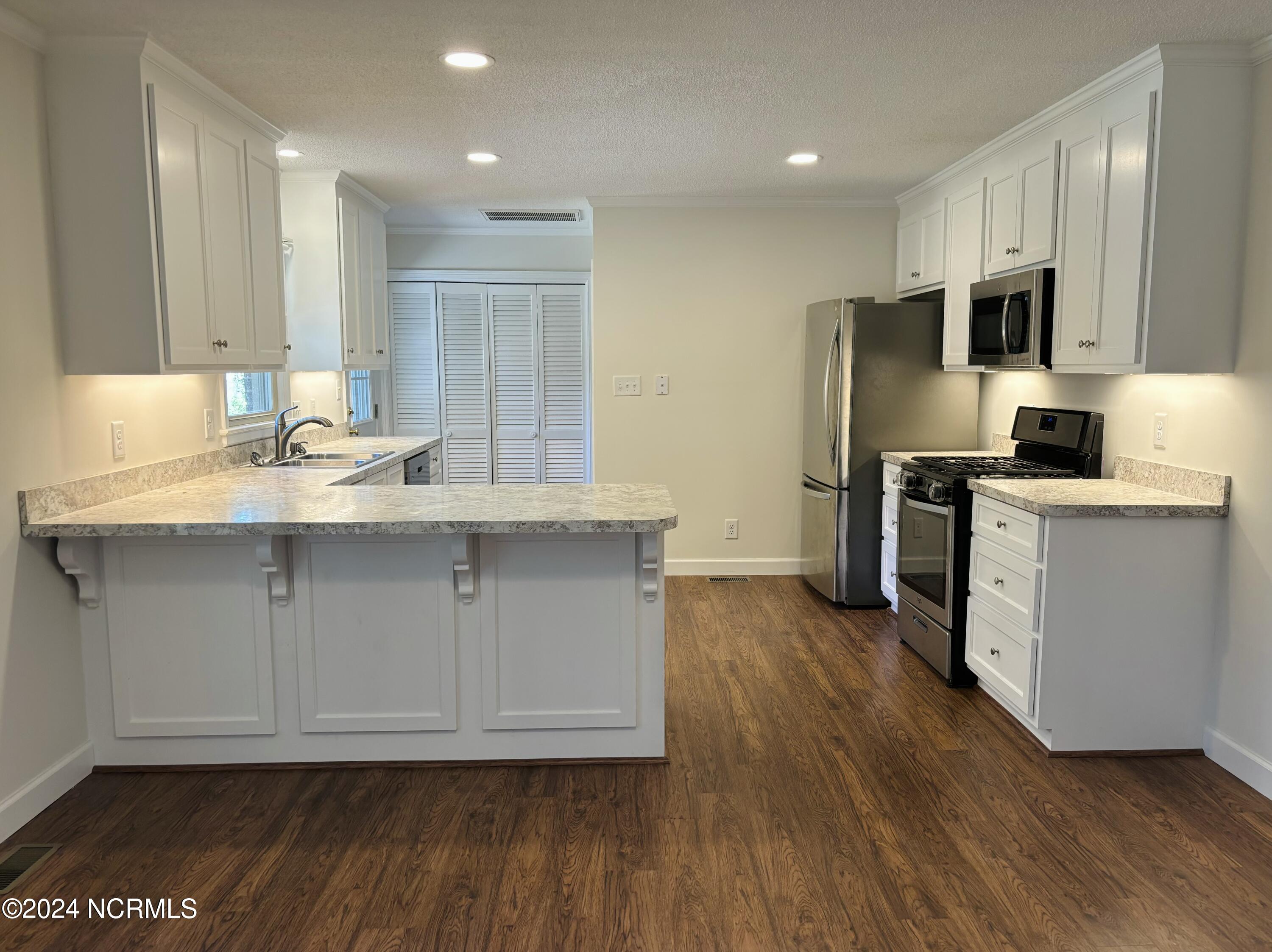 200 Ridge Road Northwest Wilson, NC 27896 - Photo 3 of 16 IMG_0140