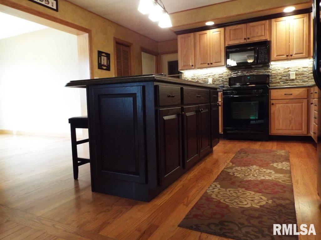 29 Forestview Road Morton, IL 61550 - Photo 11 of 30 Gallery Image 11
