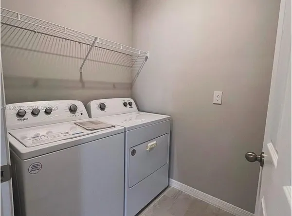$2,300 | 30 1pl, Unit 3013, Cape Coral, FL 33914