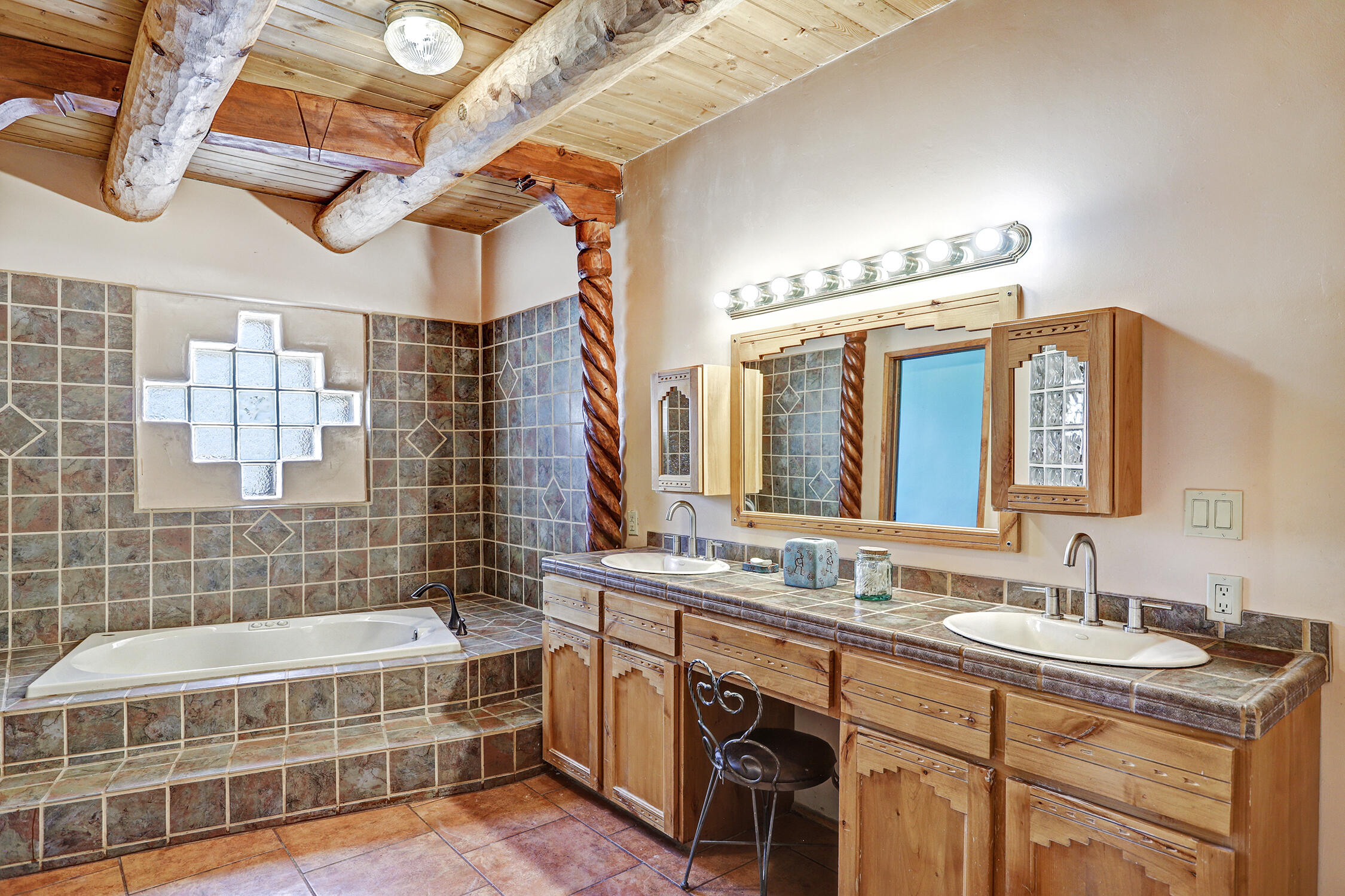 90 Homesteads Road Placitas, NM 87043 - Photo 19 of 58 Gallery Image 19