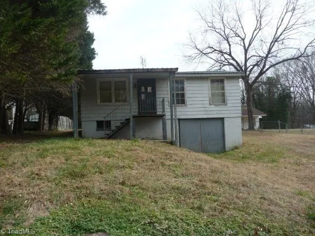 $49,999 | 1109 West Holly Hill Road, Thomasville, NC 27360