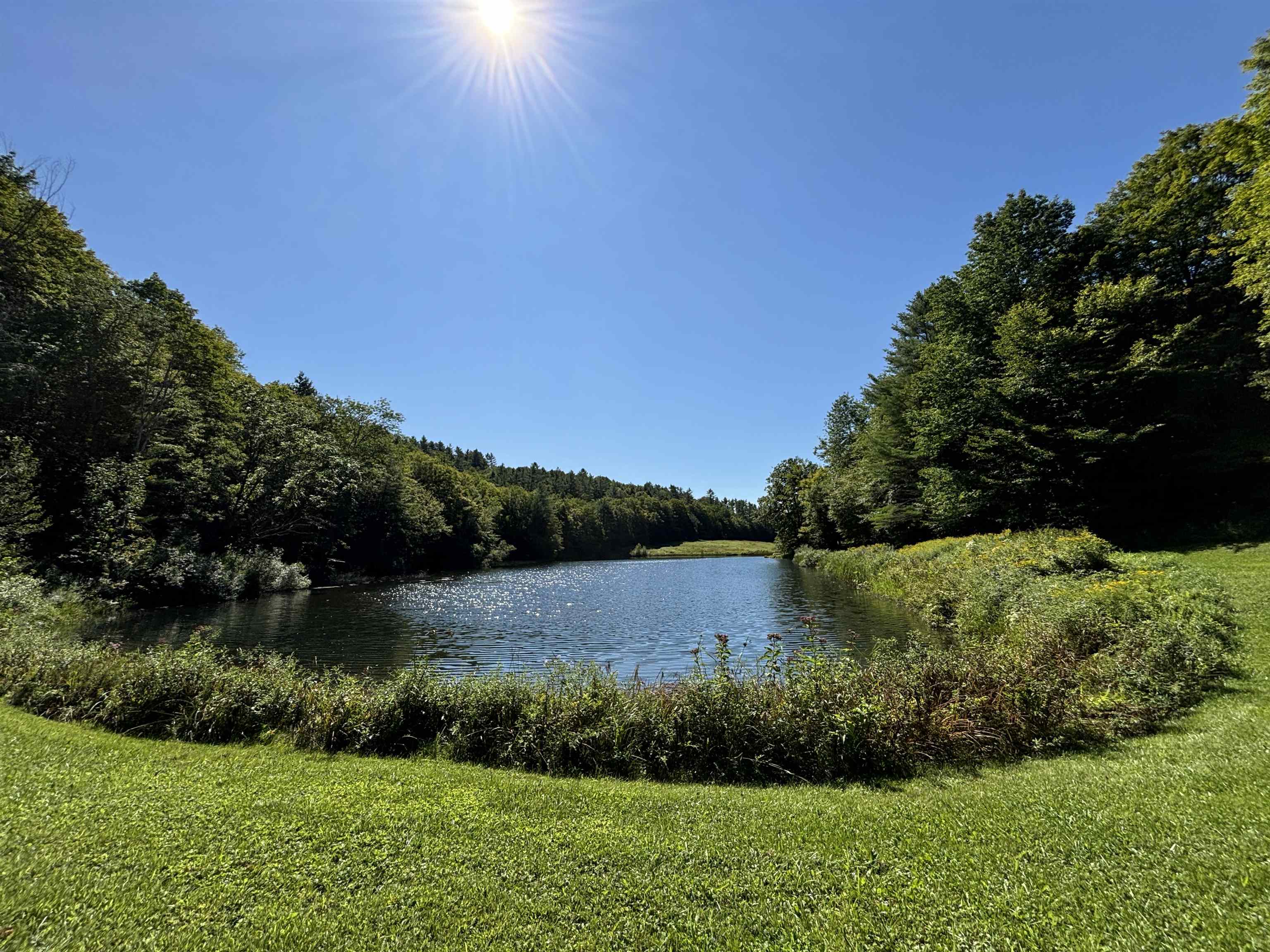 433 Freeman Road Pomfret, VT 05084 - Photo 15 of 19 Gallery Image 15