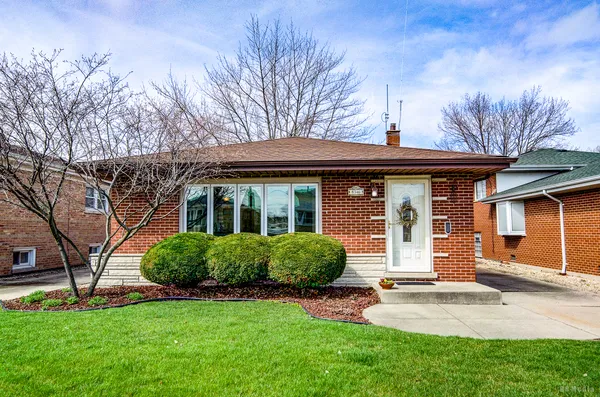 $399,900 | 8346 South Kolin Avenue, Chicago, IL 60652