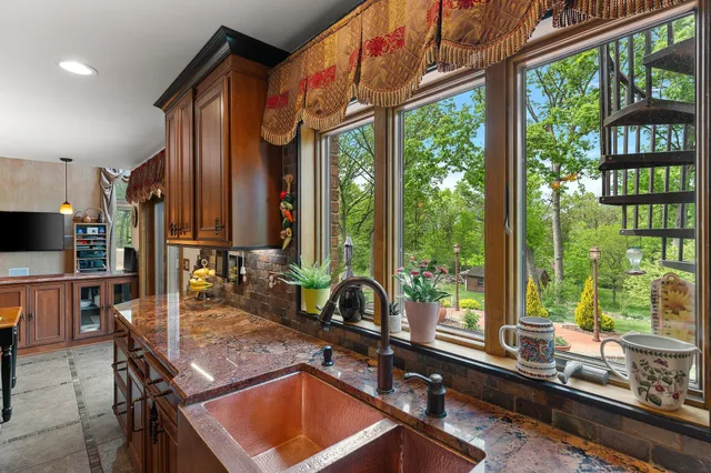 $899,990 | 5788 East 105th Place, Crown Point, IN 46307