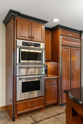 $899,990 | 5788 East 105th Place, Crown Point, IN 46307