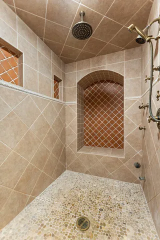 $899,990 | 5788 East 105th Place, Crown Point, IN 46307