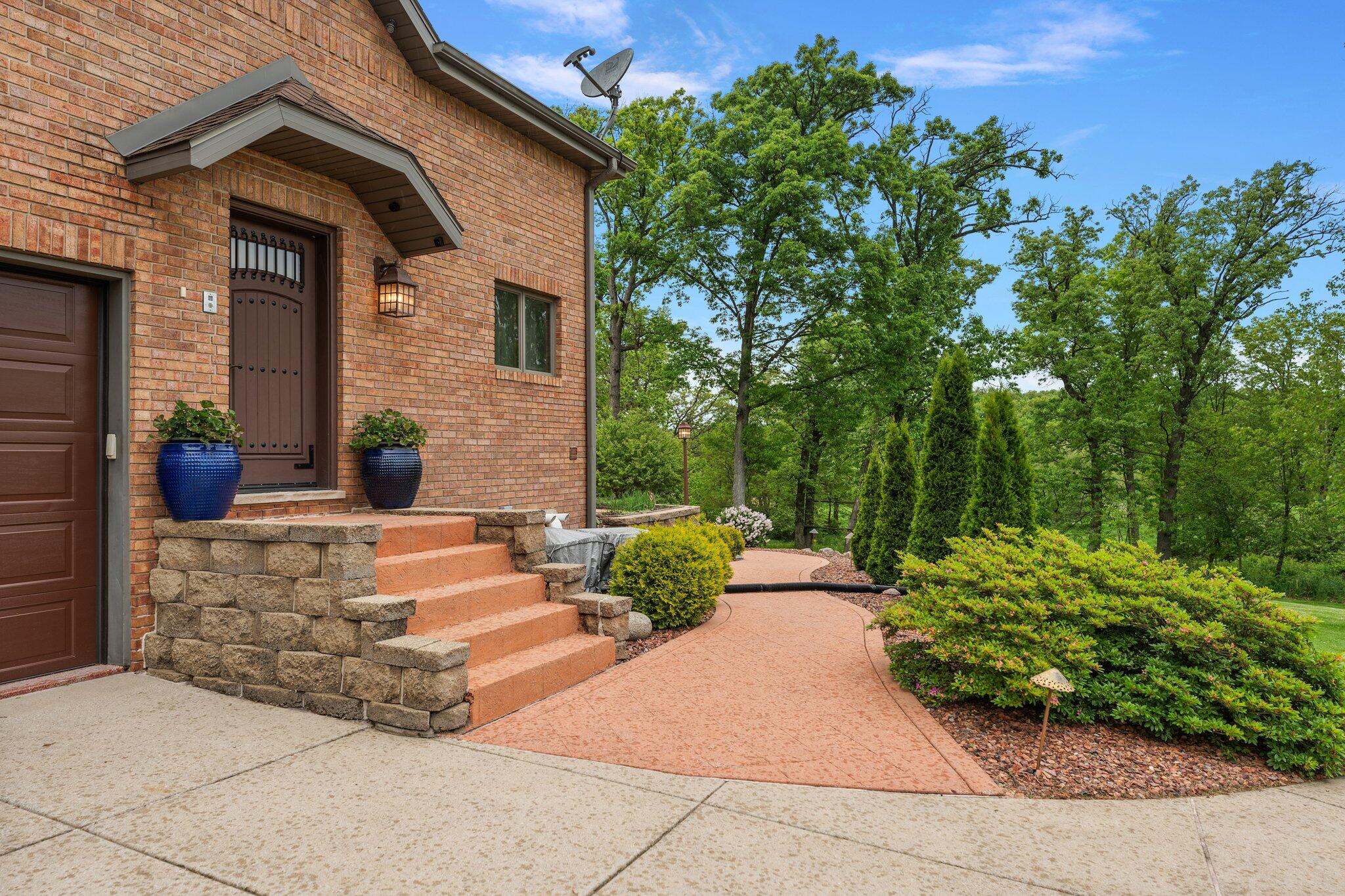 5788 East 105th Place Crown Point, IN 46307 - Photo 6 of 84 2048x1365