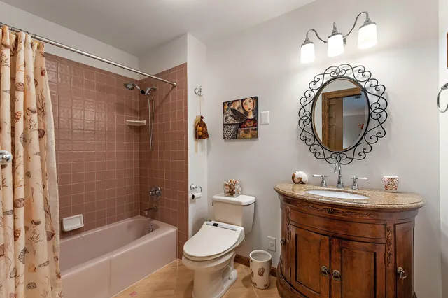 $899,990 | 5788 East 105th Place, Crown Point, IN 46307