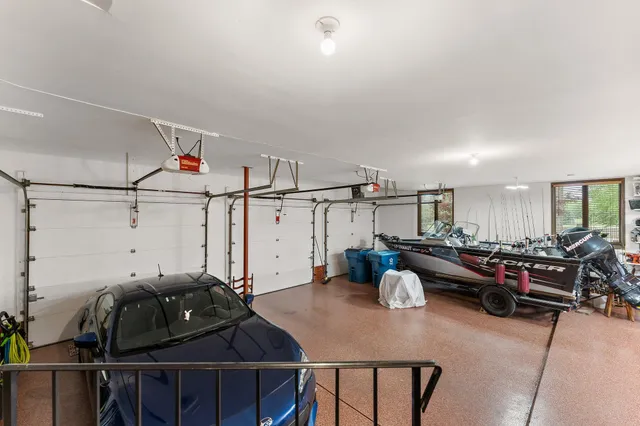 $899,990 | 5788 East 105th Place, Crown Point, IN 46307