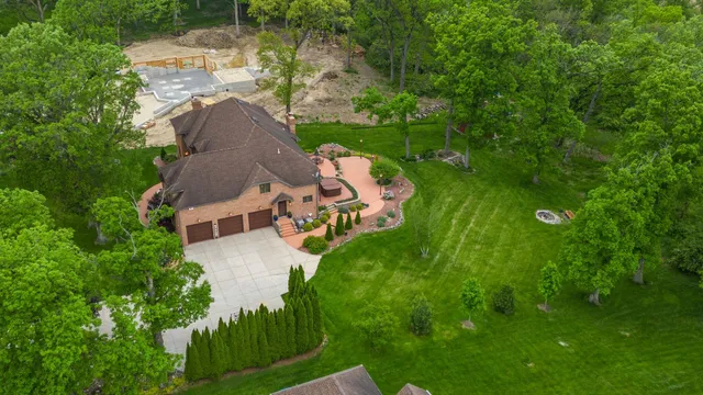 $899,990 | 5788 East 105th Place, Crown Point, IN 46307