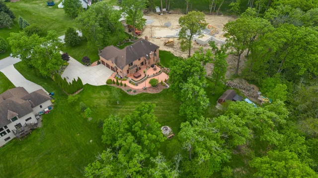 $899,990 | 5788 East 105th Place, Crown Point, IN 46307