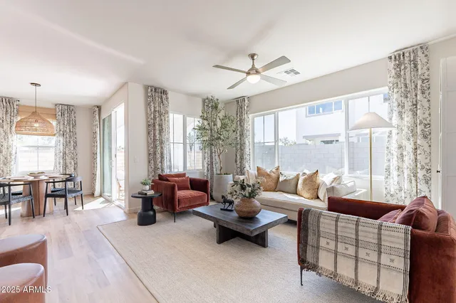 $569,900 | 624 North Vine Street, Chandler, AZ 85225