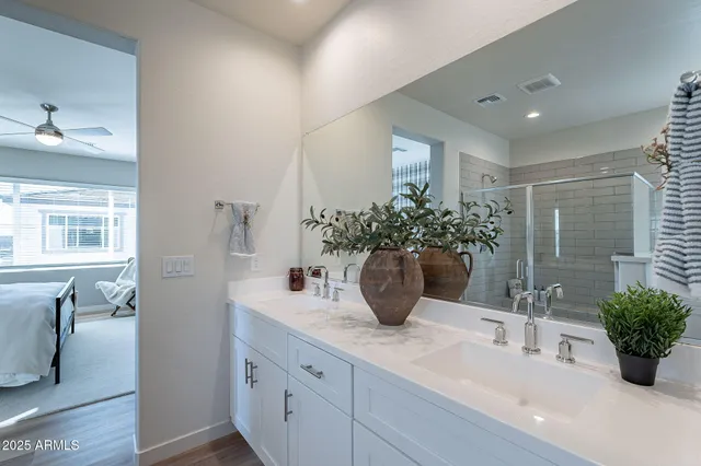 $569,900 | 624 North Vine Street, Chandler, AZ 85225