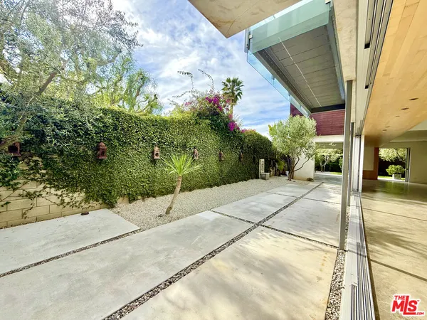 $29,000 | 716 Brooks Avenue, Venice, CA 90291