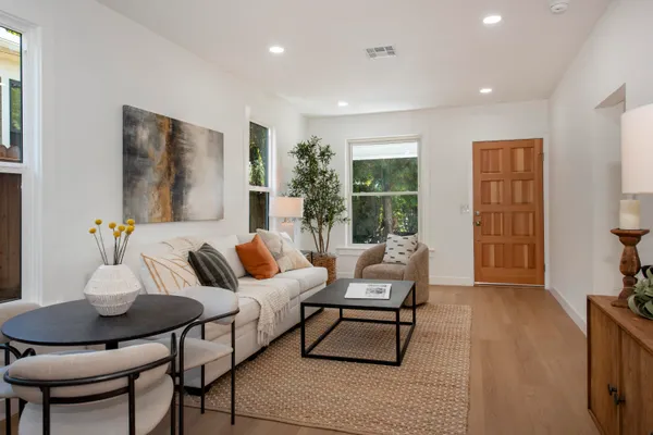 $1,599,000 | 405 East Figueroa Street, Santa Barbara, CA 93101