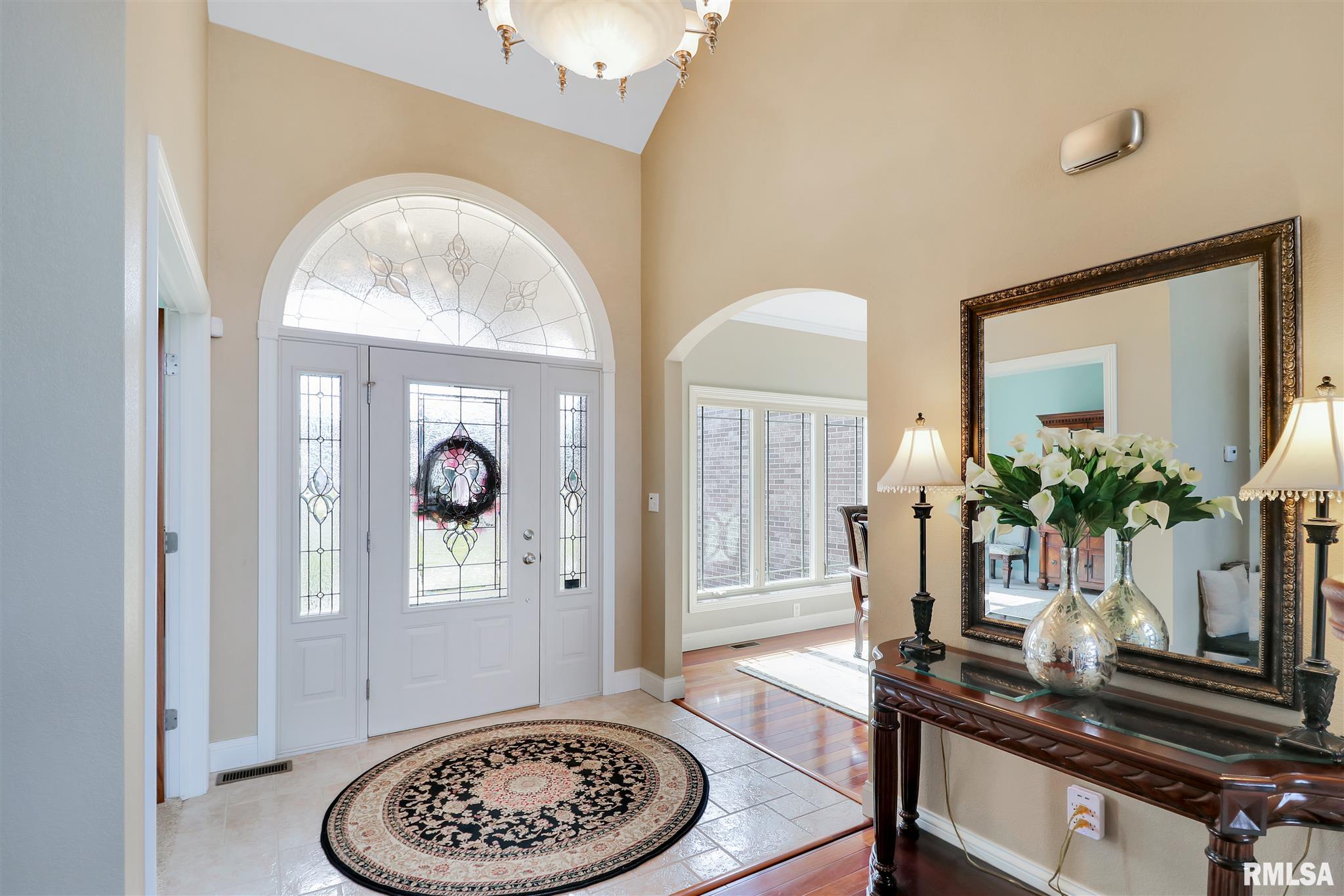 5100 South Diamond Point Mapleton, IL 61547 - Photo 5 of 48 Gallery Image 5
