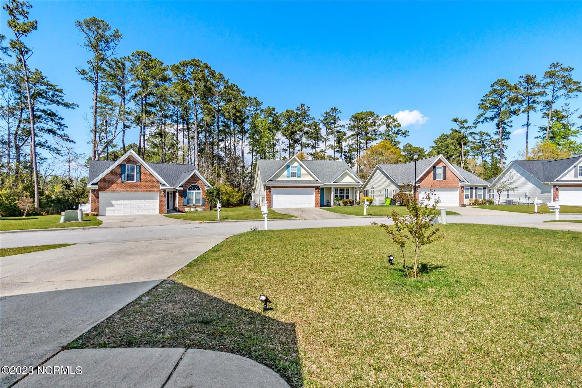 127 Bermuda View New Bern, NC 28560 - Photo 10 of 47 10-127 Bermuda View-10