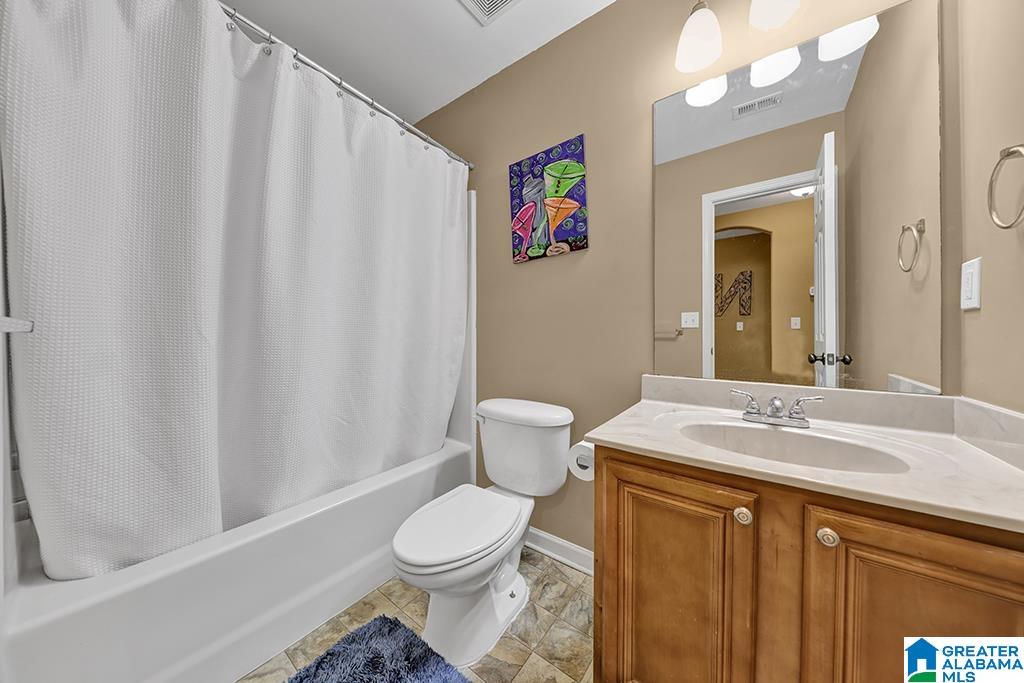 2832 Southwood View Bessemer, AL 35022 - Photo 13 of 23