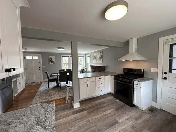 $549,900 | 339 Salisbury Street, Holden, MA 01520