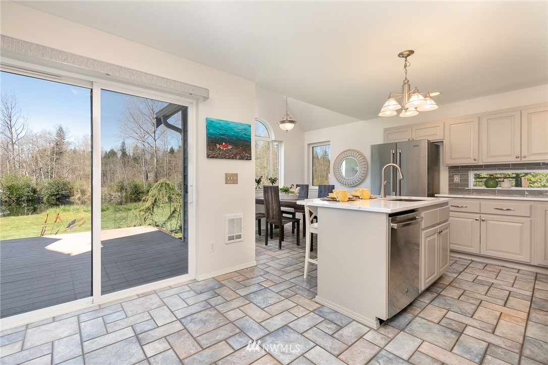 14121 Three Lakes Road Snohomish, WA 98290 - Photo 11 of 25