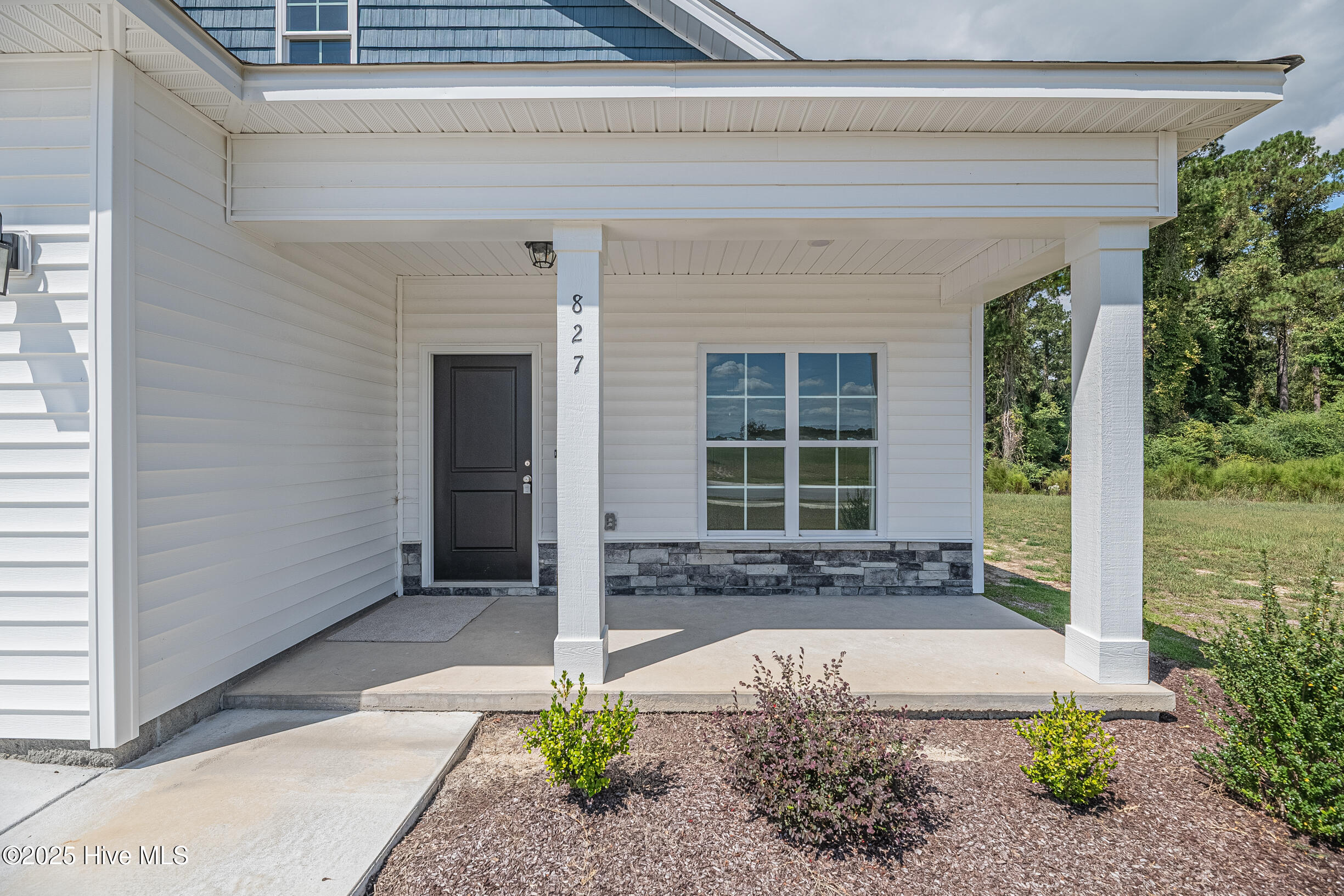 827 Fairway Road Ayden, NC 28513 - Photo 3 of 44 3