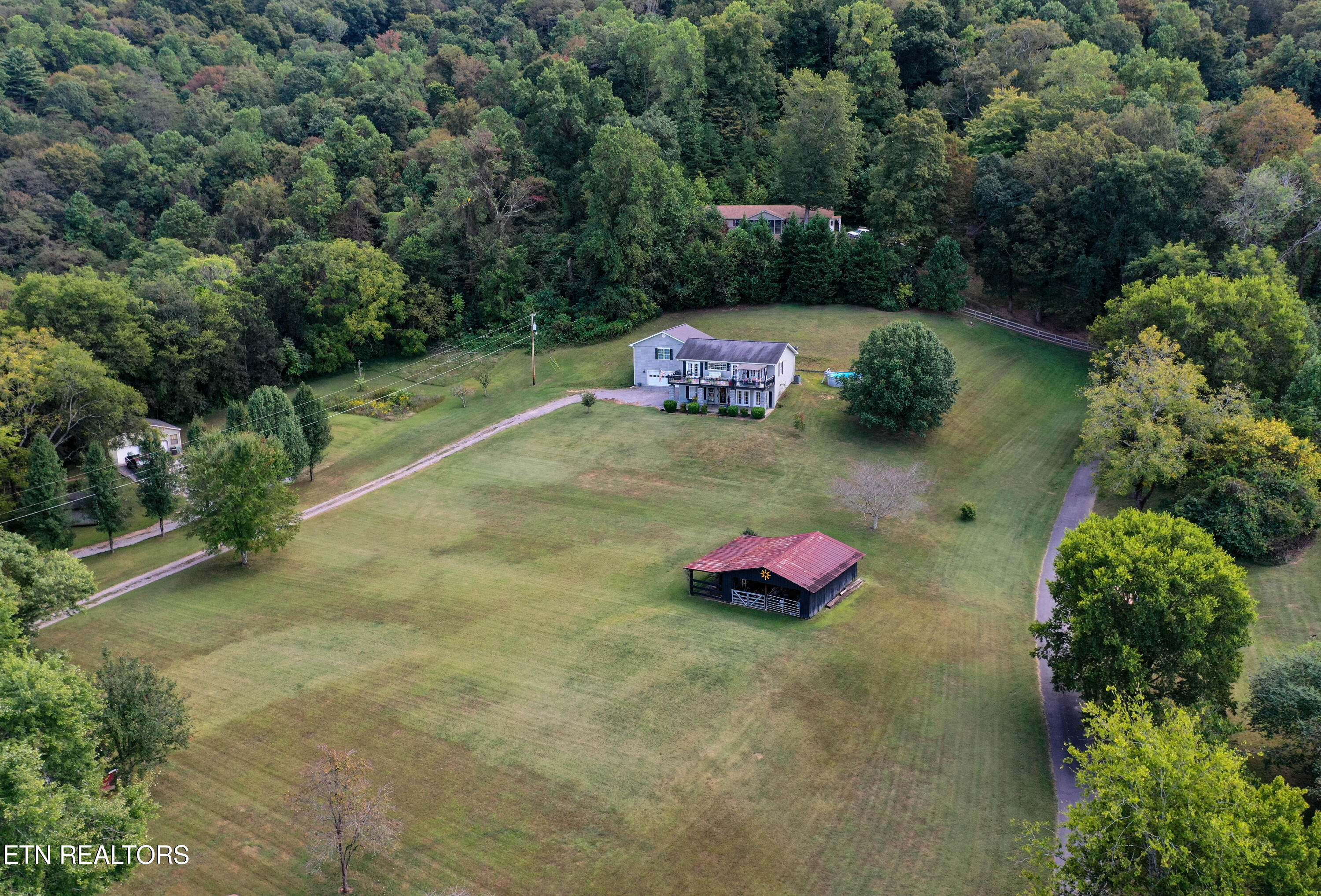 1271 Ridgeview Drive Clinton, TN 37716 - Photo 5 of 31 DJI_0844-3