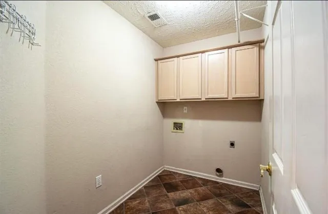 $2,600 | 126 Cottonwood Drive, Collierville, TN 38017