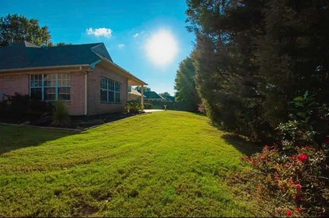$2,600 | 126 Cottonwood Drive, Collierville, TN 38017