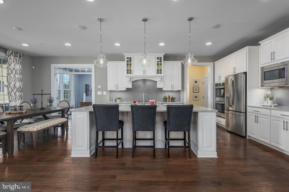 7124 Tranquility Road Laurel, MD 20723 - Photo 6 of 25 Kitchen
