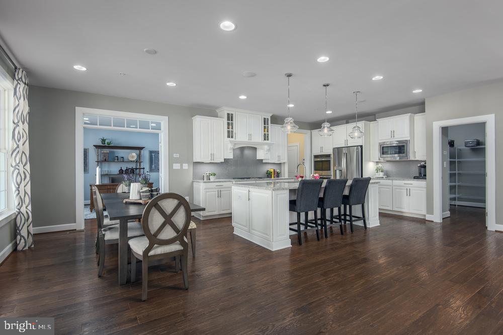 7124 Tranquility Road Laurel, MD 20723 - Photo 7 of 25 Kitchen