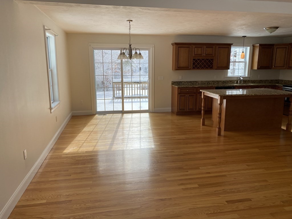 164 Pine Street Rochester, MA 02770 - Photo 8 of 31