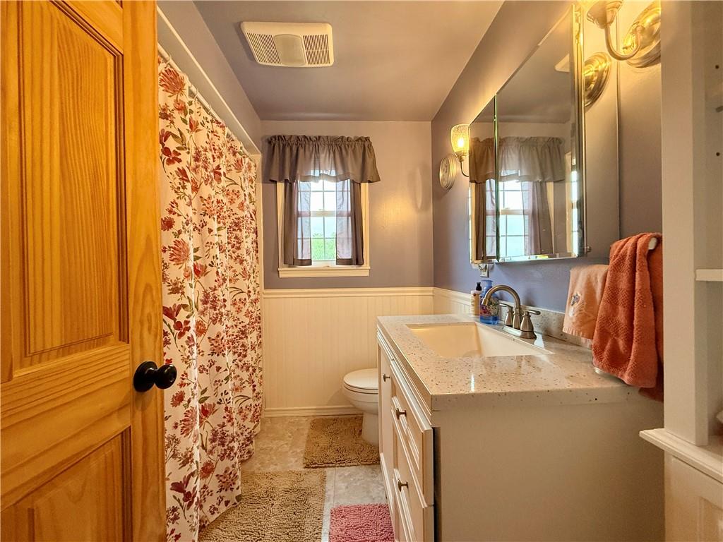 627 Butler Road Kittanning, PA 16201 - Photo 15 of 18 Main Bath Second floor